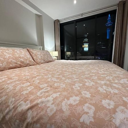 City Apartment With Sky Tower View Auckland Esterno foto